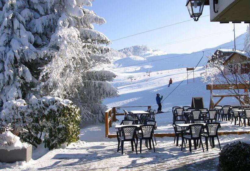 בית מלון כפרי Hôtel Le Christania