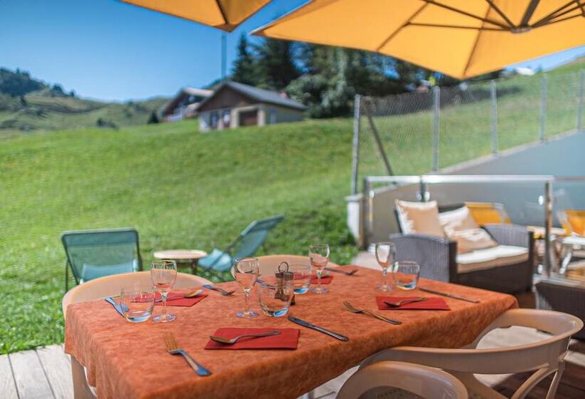 בית מלון כפרי Hôtel Le Christania