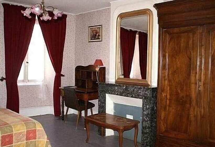 Отель Hôtel Le Portalou