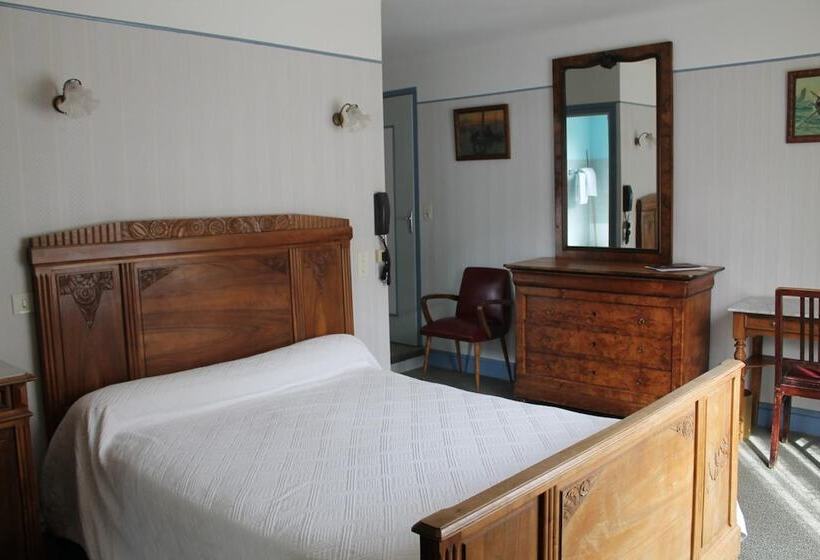 Отель Hôtel Le Portalou