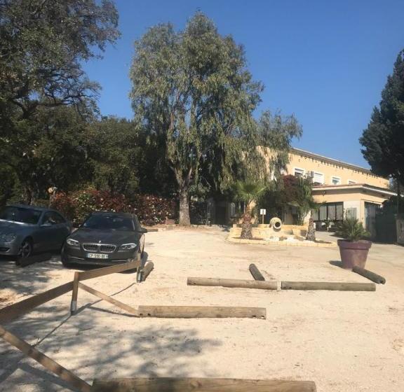 בית מלון כפרי Hôtel Les Mimosas