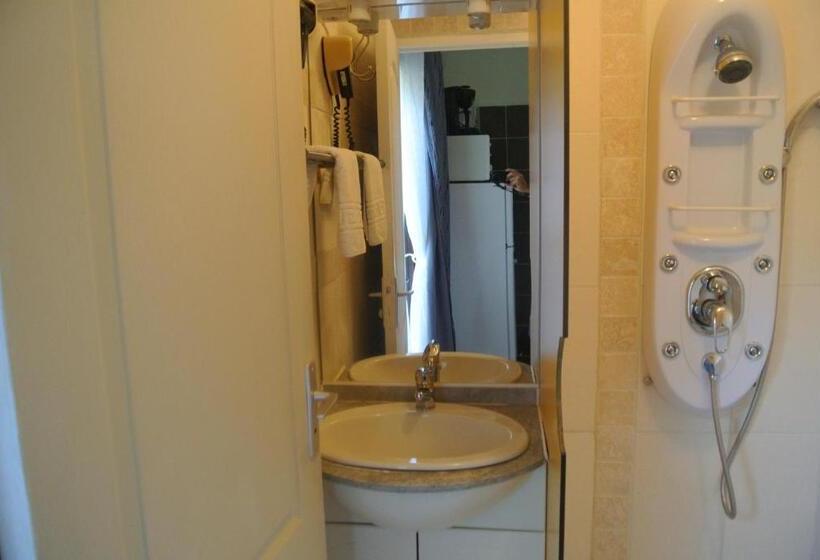 בית מלון כפרי Hôtel Les Mimosas