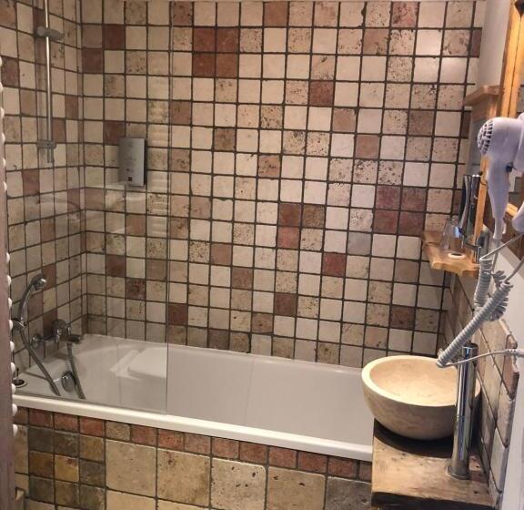 酒店 Hôtel Restaurant De La Chaussée