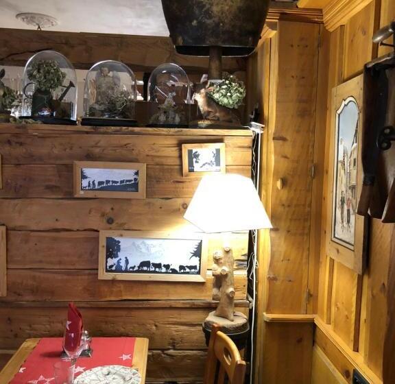 酒店 Hôtel Restaurant De La Chaussée