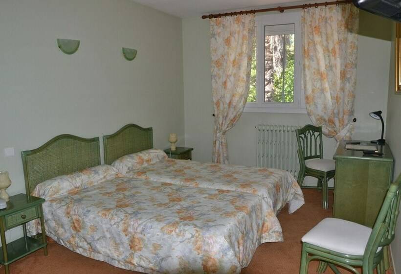 Отель Hôtel Restaurant Du Lac