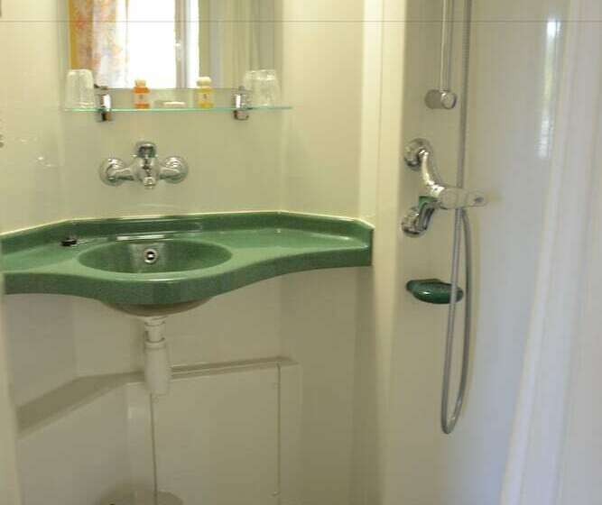 Отель Hôtel Restaurant Du Lac