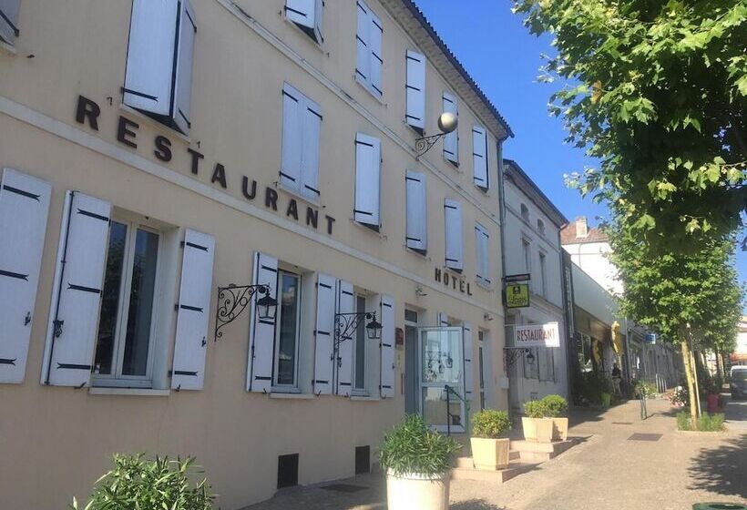 ホテル Hôtel Restaurant La Boule D'or