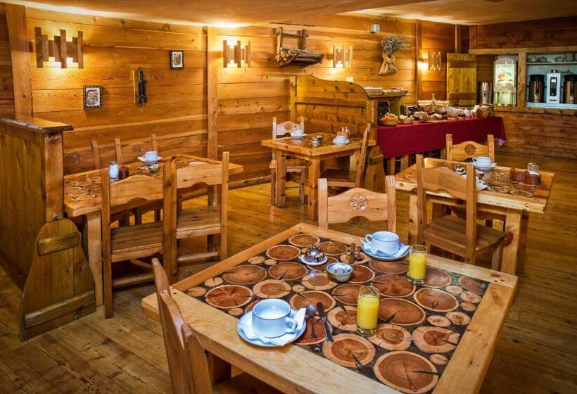 فندق Hôtel & Spa La Ferme De L'izoard