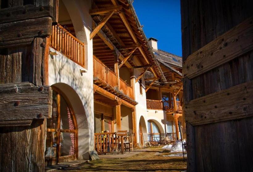 فندق Hôtel & Spa La Ferme De L'izoard