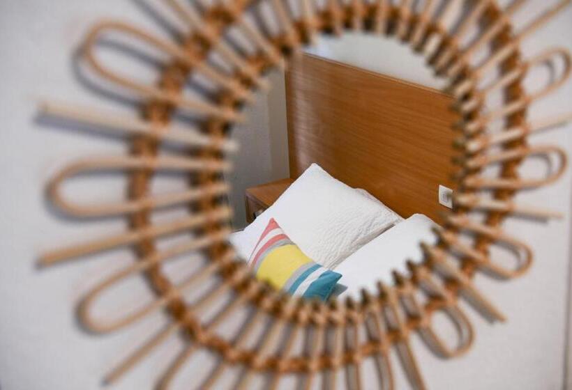 בית מלון כפרי Hôtel Val Flores Logis