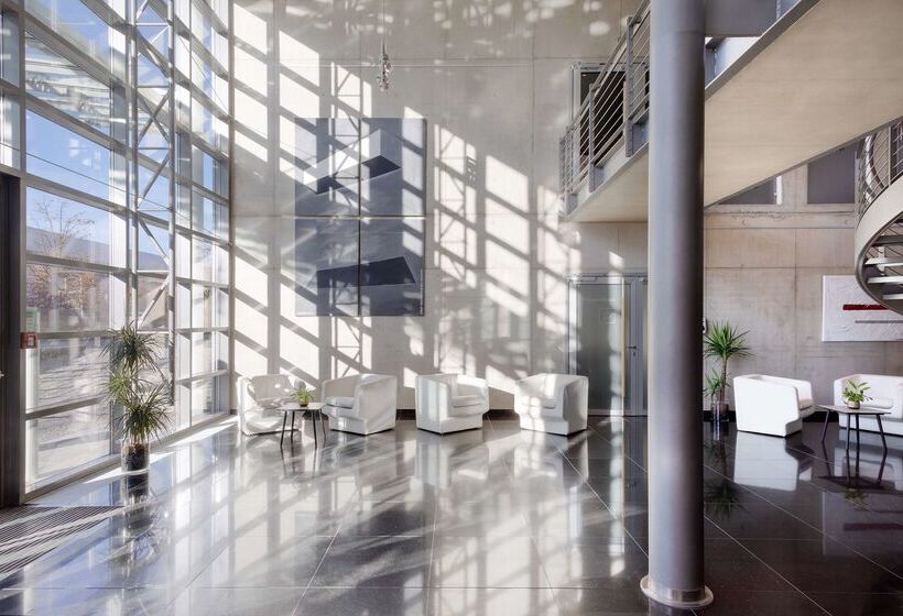 فندق Four Munich Neue Messe