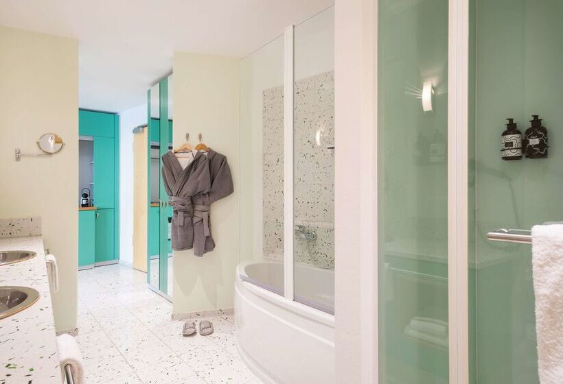 فندق Four Munich Neue Messe