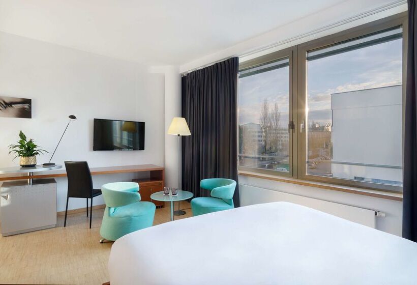 فندق Four Munich Neue Messe