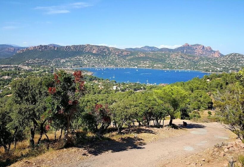 בית מלון כפרי L Esterella