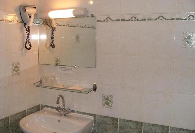 Отель La Boule d'Or