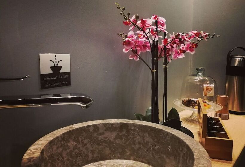 فندق La Croix De Savoie & Spa