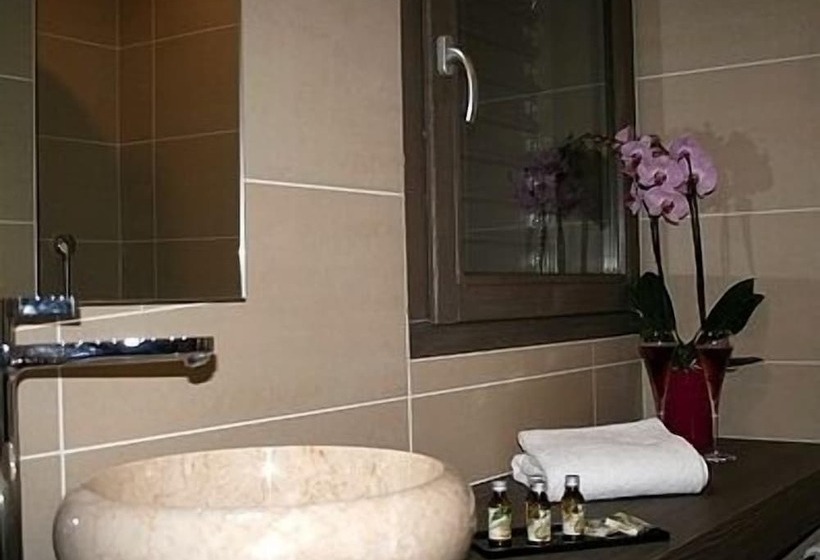 فندق La Croix De Savoie & Spa