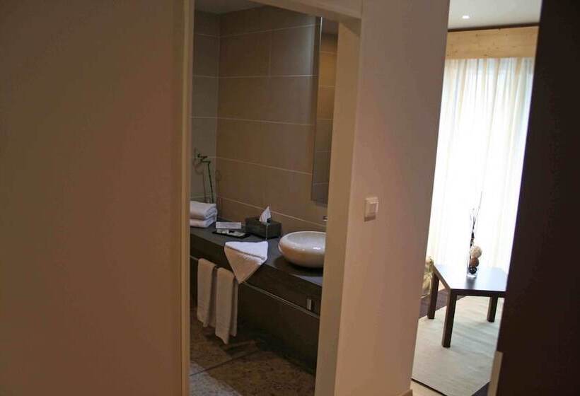 فندق La Croix De Savoie & Spa