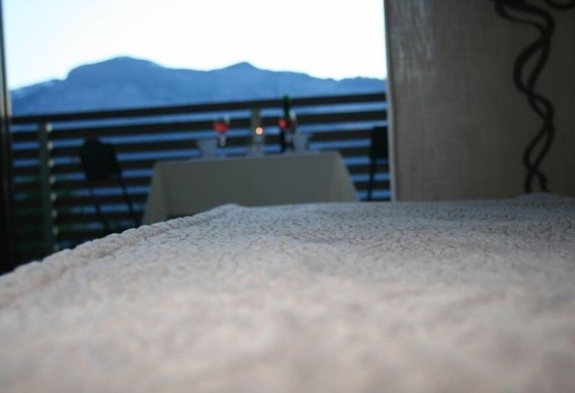 فندق La Croix De Savoie & Spa