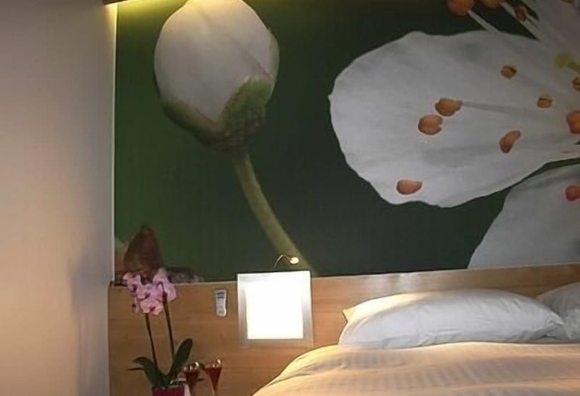 فندق La Croix De Savoie & Spa