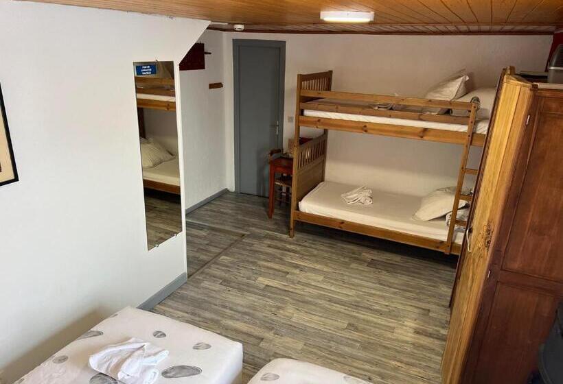 בית מלון כפרי La Foret De Maronne