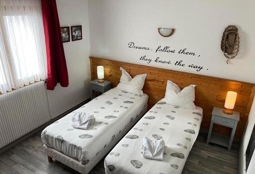 בית מלון כפרי La Foret De Maronne