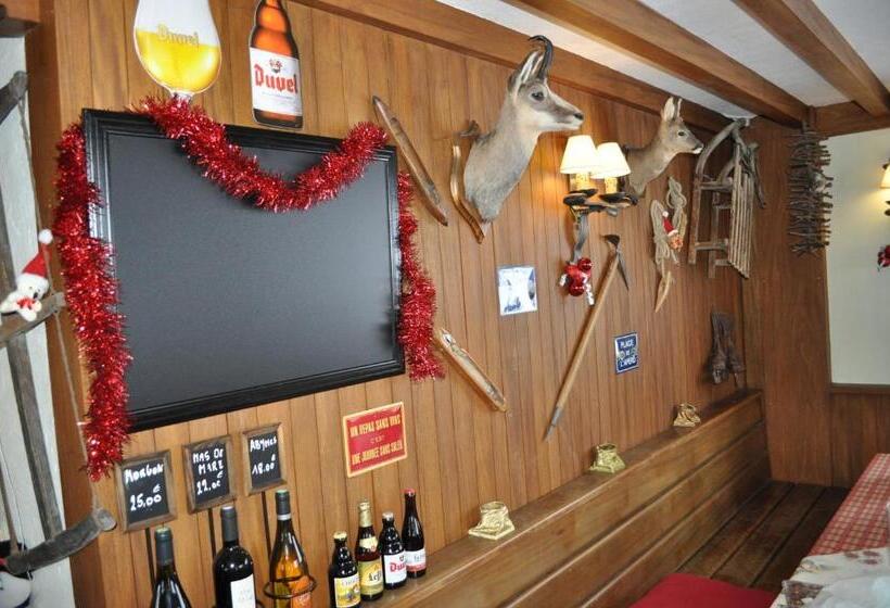 בית מלון כפרי La Foret De Maronne