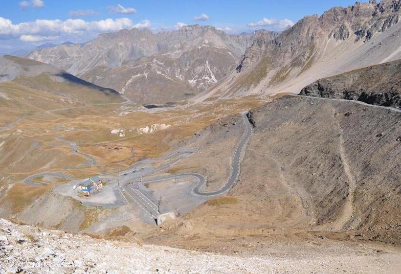 בית מלון כפרי La Foret De Maronne