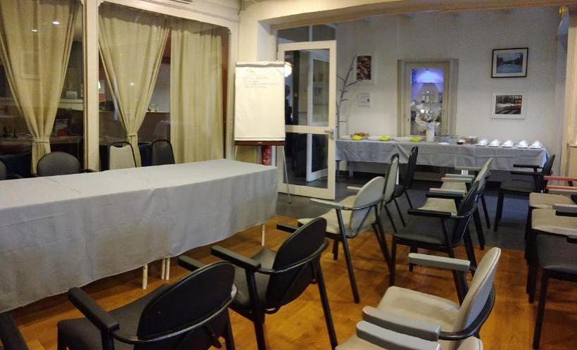 فندق Hôtel Résidence Larroque