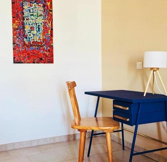 فندق Hôtel Résidence Larroque