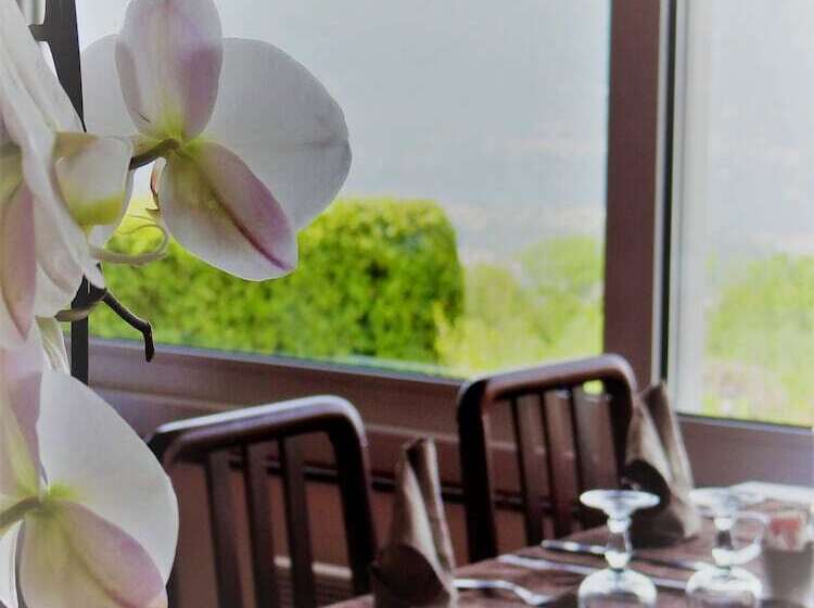 בית מלון כפרי Hôtel Le Bellevue