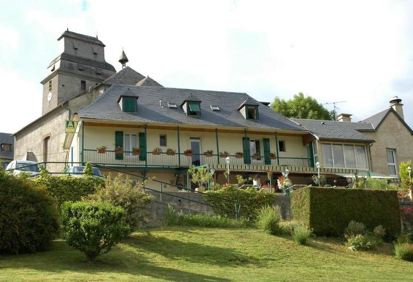 酒店 Auberge Le Cabaliros