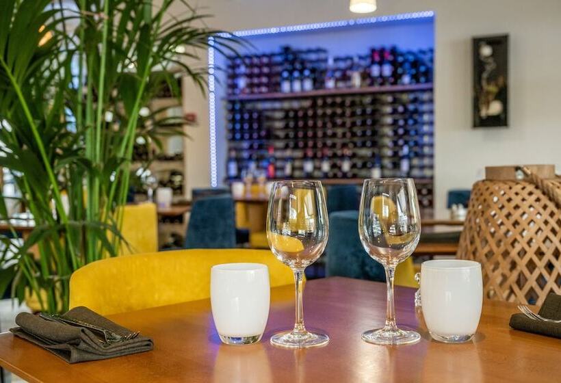 فندق Hôtel Restaurant Le Clos Fleuri