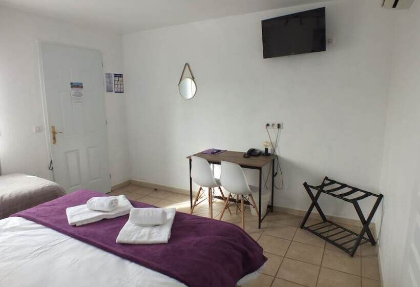 호텔 Logis Hôtel Le Clos Saint Loup