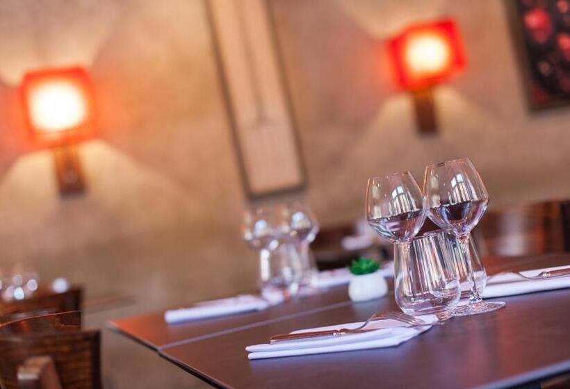 בית מלון כפרי Le Corbeau