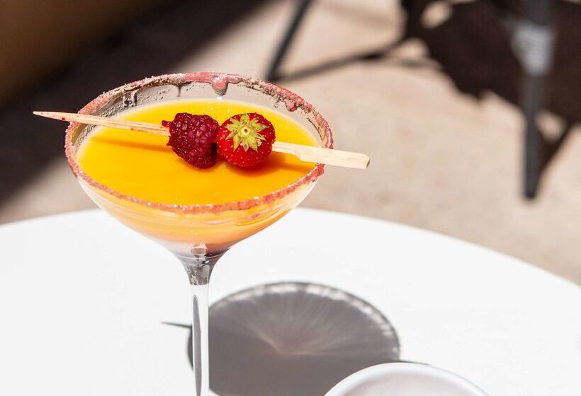 בית מלון כפרי Hôtel Le Maxime   Best Western Signature Collection