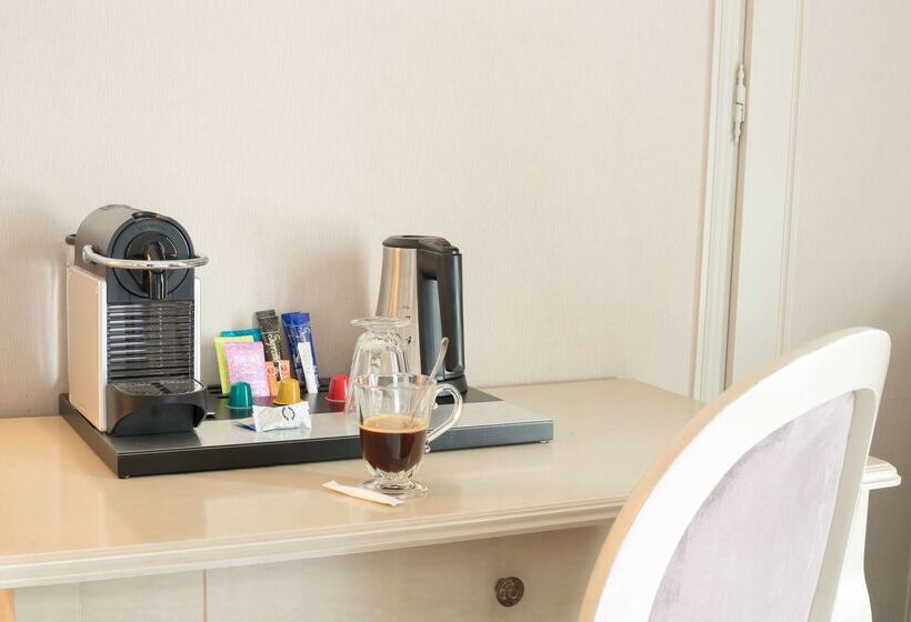 בית מלון כפרי Hôtel Le Maxime   Best Western Signature Collection