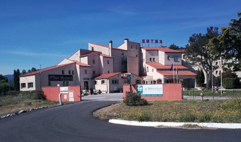 בית מלון כפרי Le Neoulous