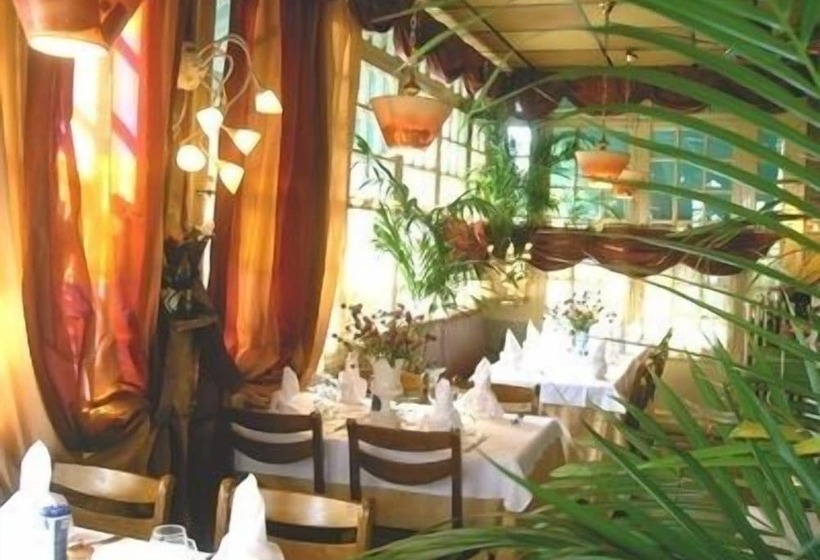 Отель Le Perigord