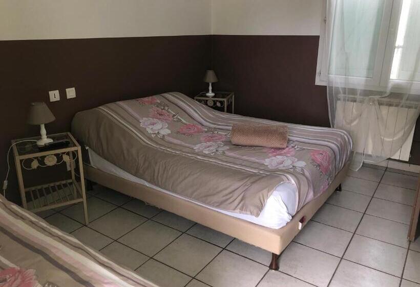 בית מלון כפרי Le Provençal