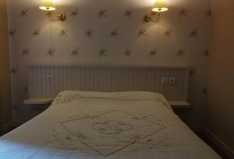 فندق Le Relais De L'argoat