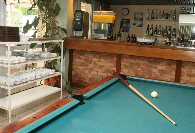 فندق Les Songes De Buxy