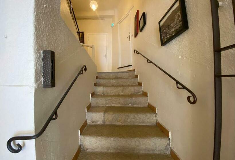 בית מלון כפרי Le Vieux Château