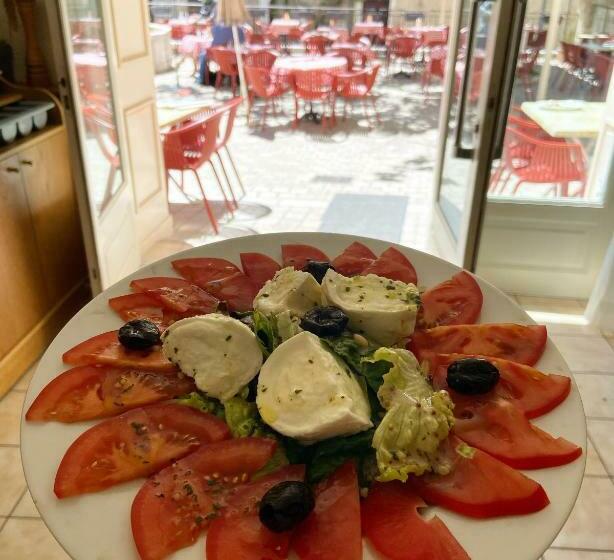 בית מלון כפרי Le Vieux Château