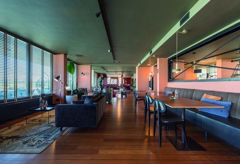 Leonardo Hotel Ijmuiden Seaport Beach