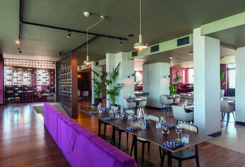 Leonardo Hotel Ijmuiden Seaport Beach