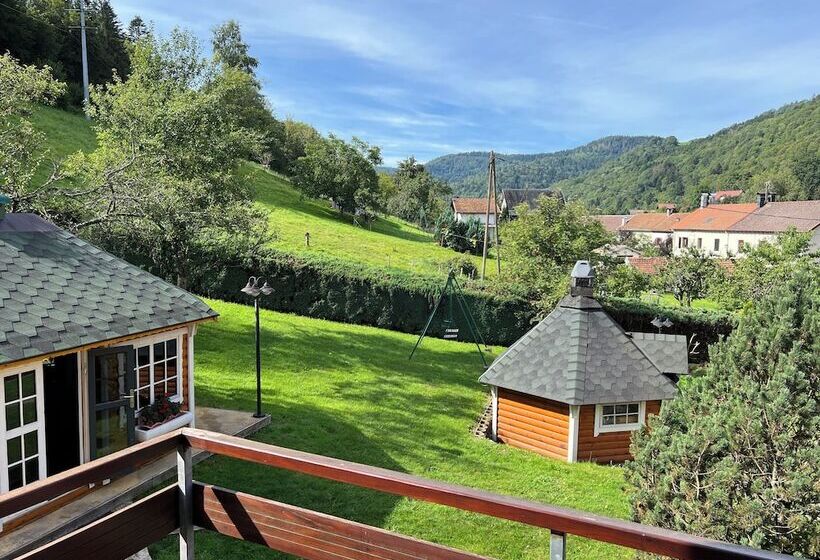 Hotel Logis Hôtel, Chalets Et Restaurant Les Chatelminés