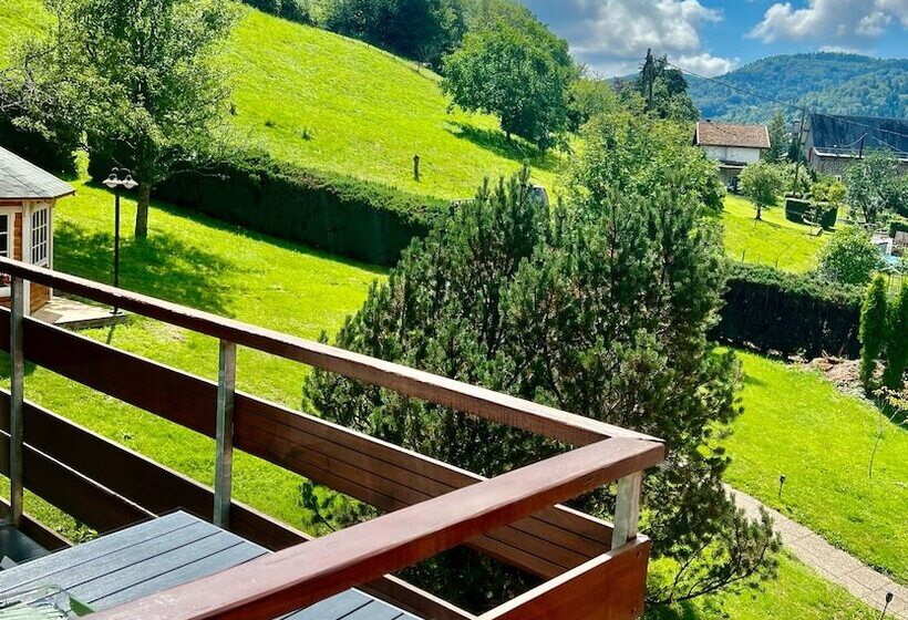 Hotel Logis Hôtel, Chalets Et Restaurant Les Chatelminés