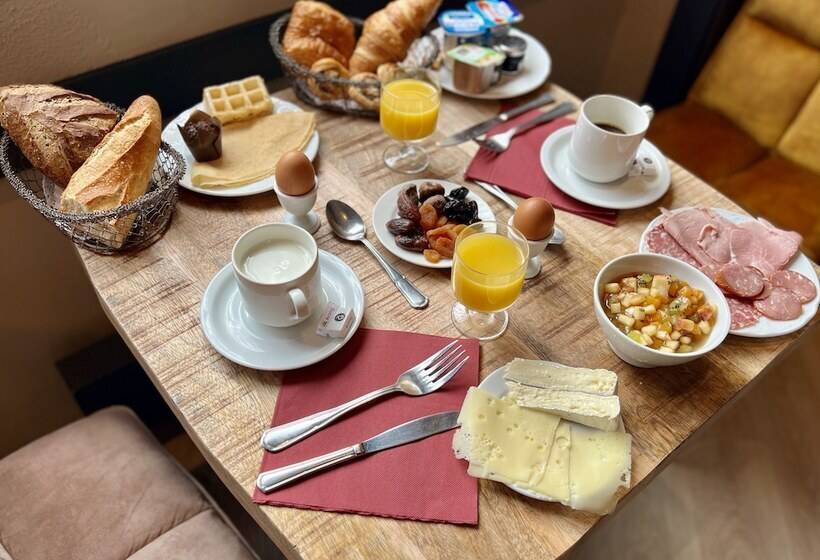 Hotel Logis Hôtel, Chalets Et Restaurant Les Chatelminés