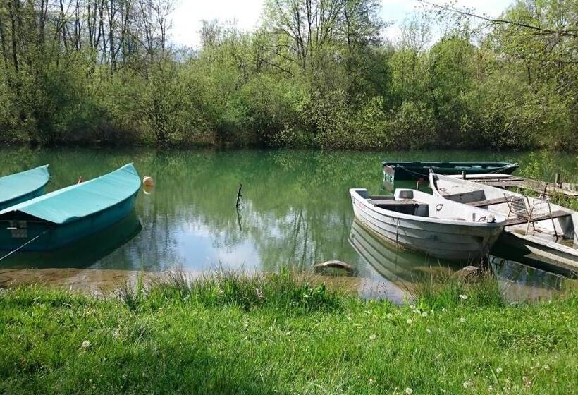 فندق Les Lodges Du Lac